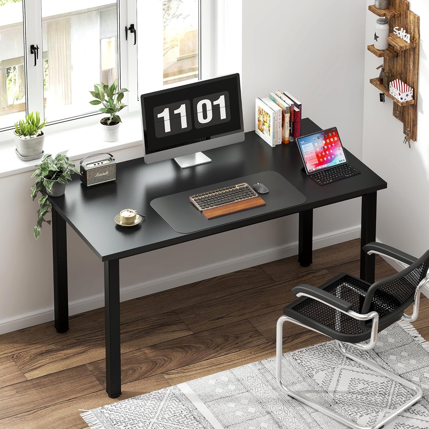 Computer Desk, 47 Inch Home Office Desk, Modern Simple Style Home Office Gaming Desk, Basic Writing Table for Study Student, Black Metal Frame, Black Table Top